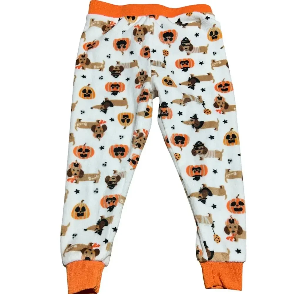NWOT Modern Kids size 2T Halloween pajama set wiener dogs and pumpkins